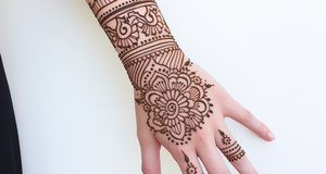 The Top 10 Henna Artists You Need to Follow
